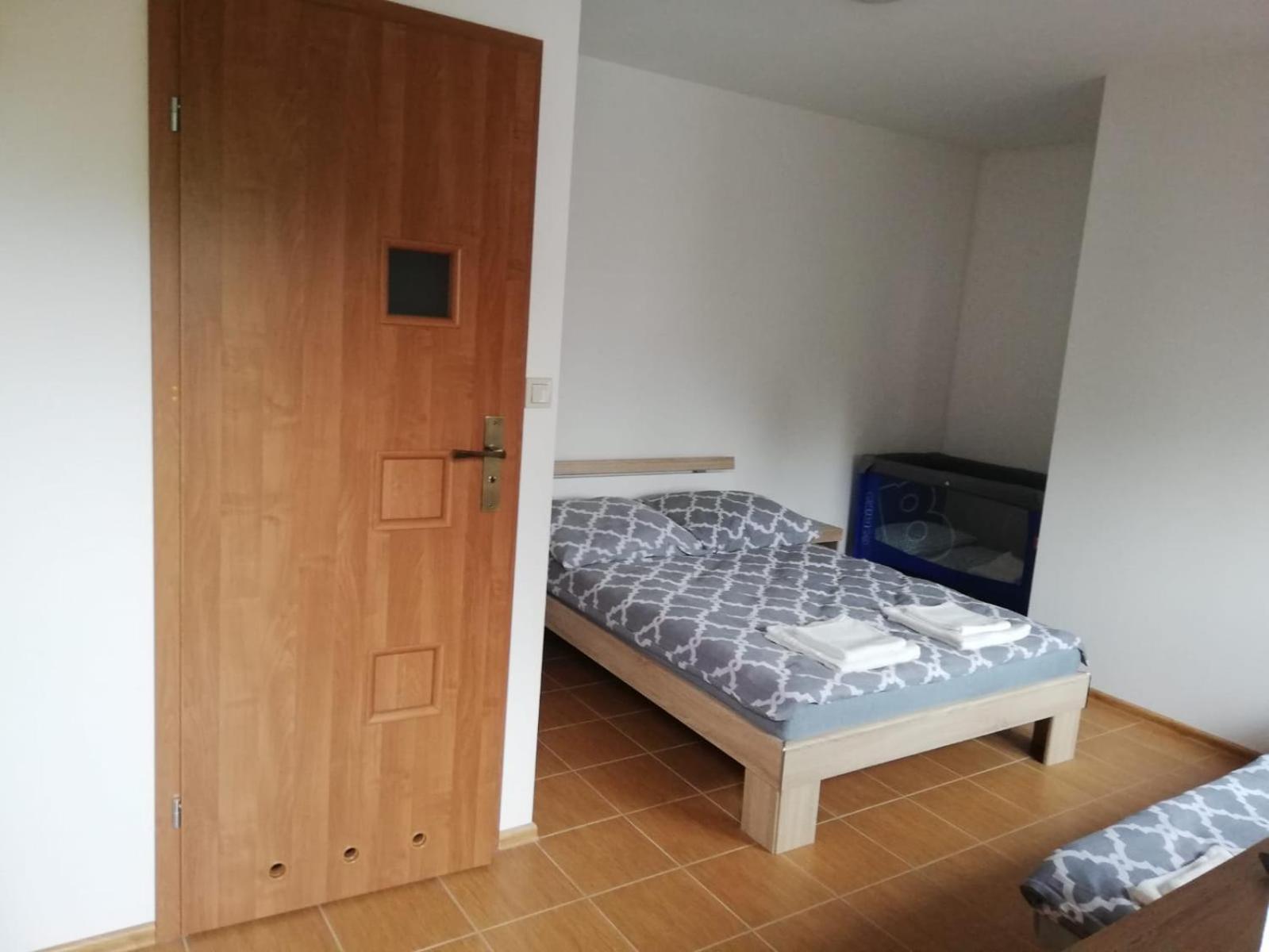 Pokoje U Iwonki - Barzowice Villa Bagian luar foto