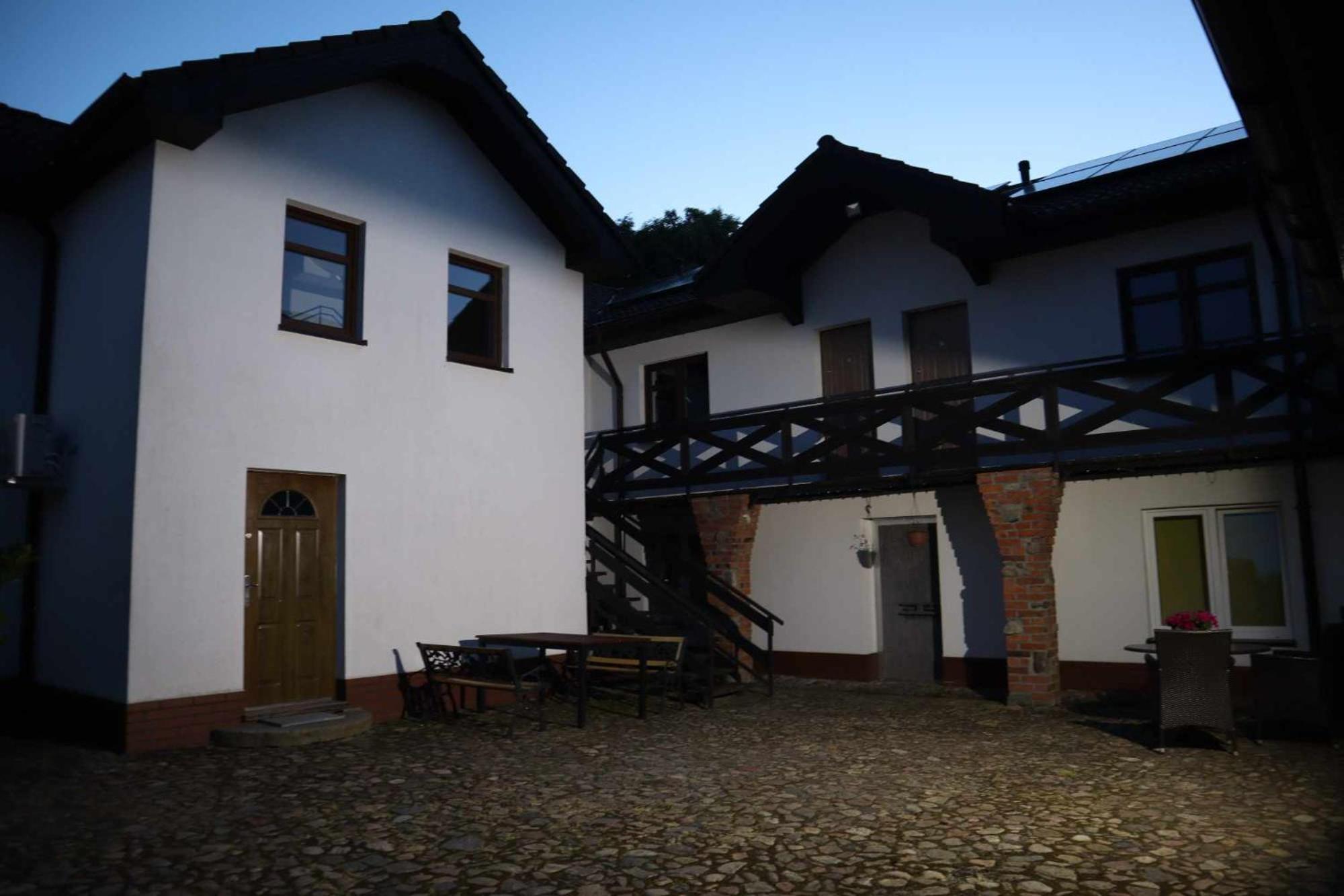 Pokoje U Iwonki - Barzowice Villa Bagian luar foto